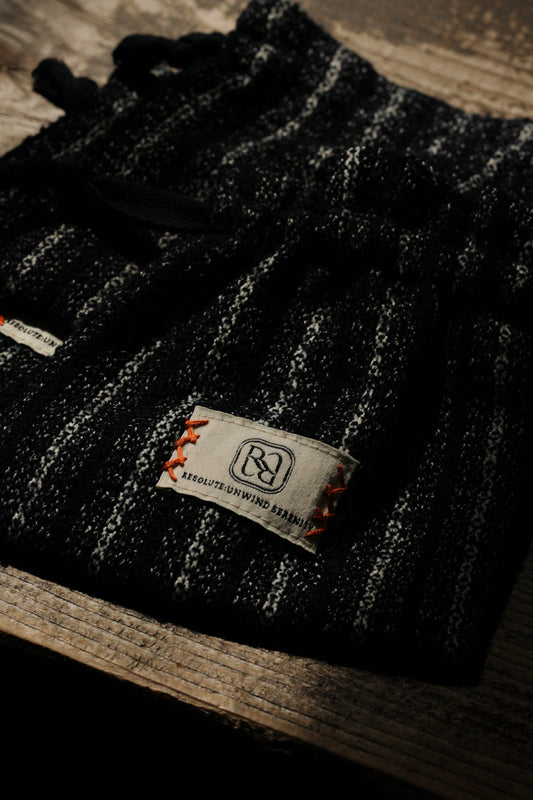 Palo Santo 聖木 | 日本紺色束口袋