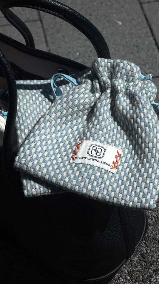 Palo Santo 聖木 | 天空藍束口袋