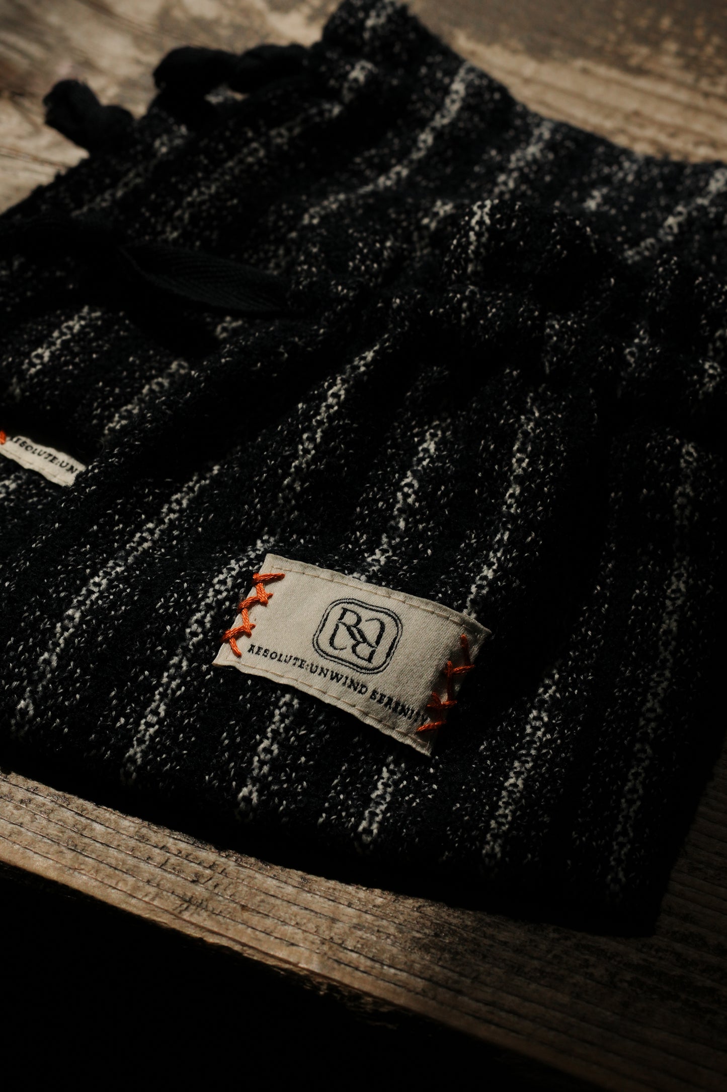 Palo Santo 聖木 | 日本紺色束口袋